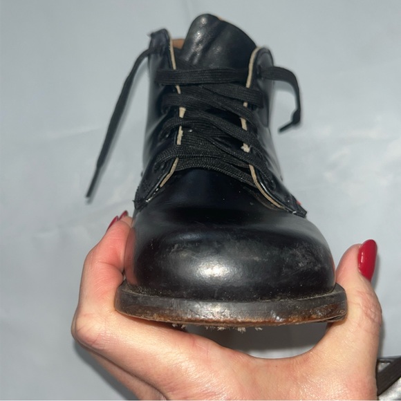 Dinky Kids Black leather vintage COMBAT ANKLE BOOTS,  SHOES lace up, boys size 5 - Picture 4 of 15